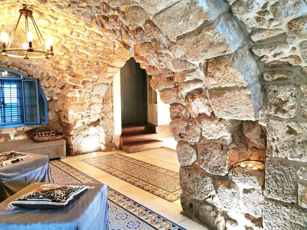 Unique Crusader Apartment In Old Acre Exterior photo