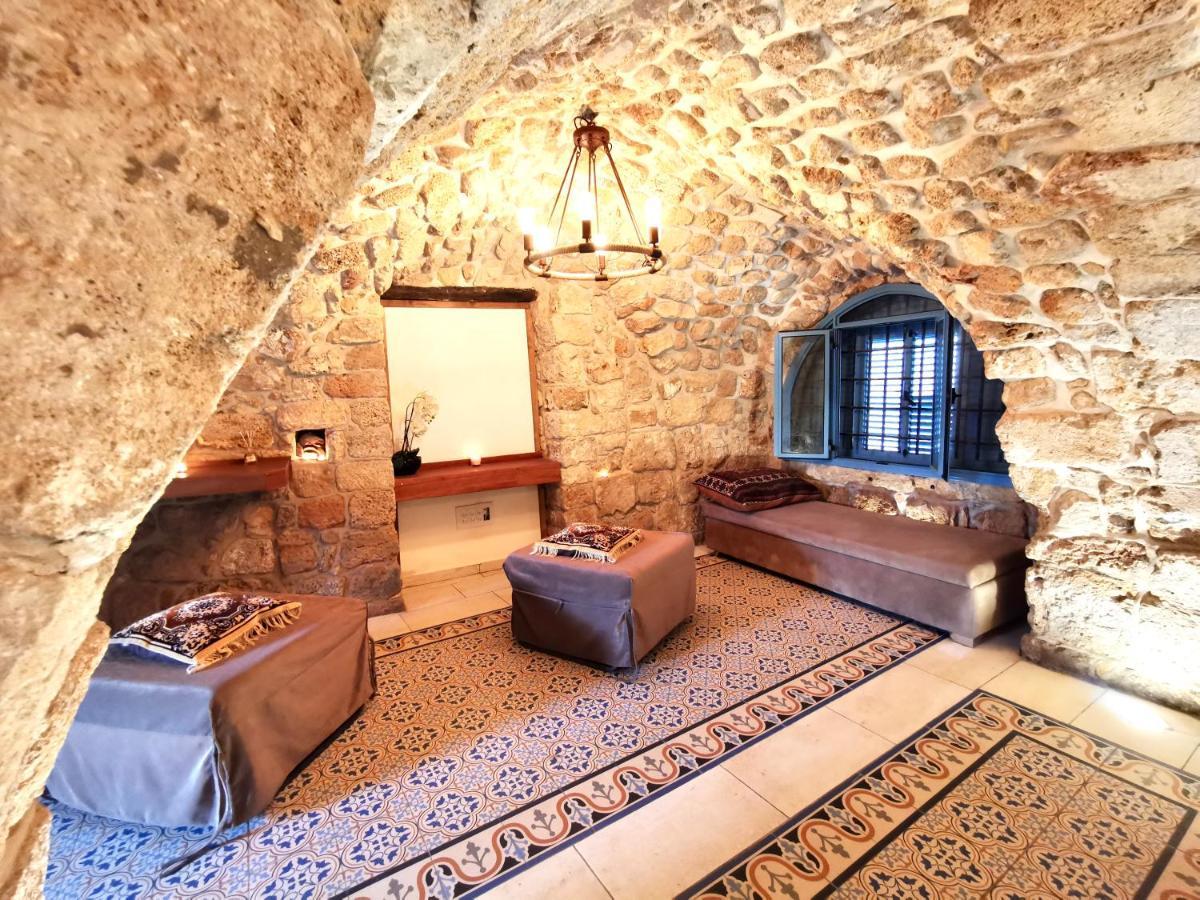 Unique Crusader Apartment In Old Acre Exterior photo